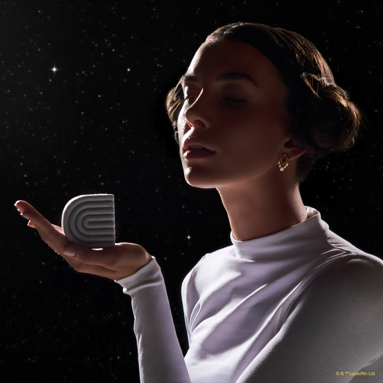 504513-StarWarsxKitsch-RiceWaterProteinStrengtheningSolidConditioner-R2-D2-Model-1280x1280px