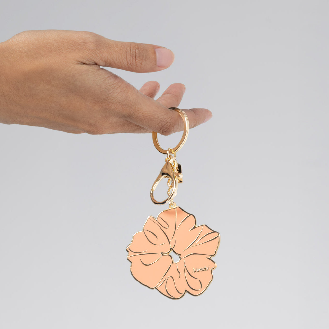 508818-KitschMetalEnamelKeychain-Scrunchie-Terracotta-Model-1280x1280px