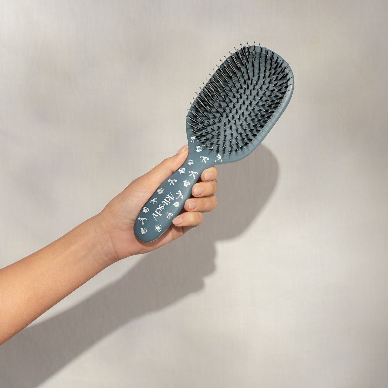 509501-CoastalCottage-Smooth_PolishBrush-CoastalBlue-Model-1280x1280px