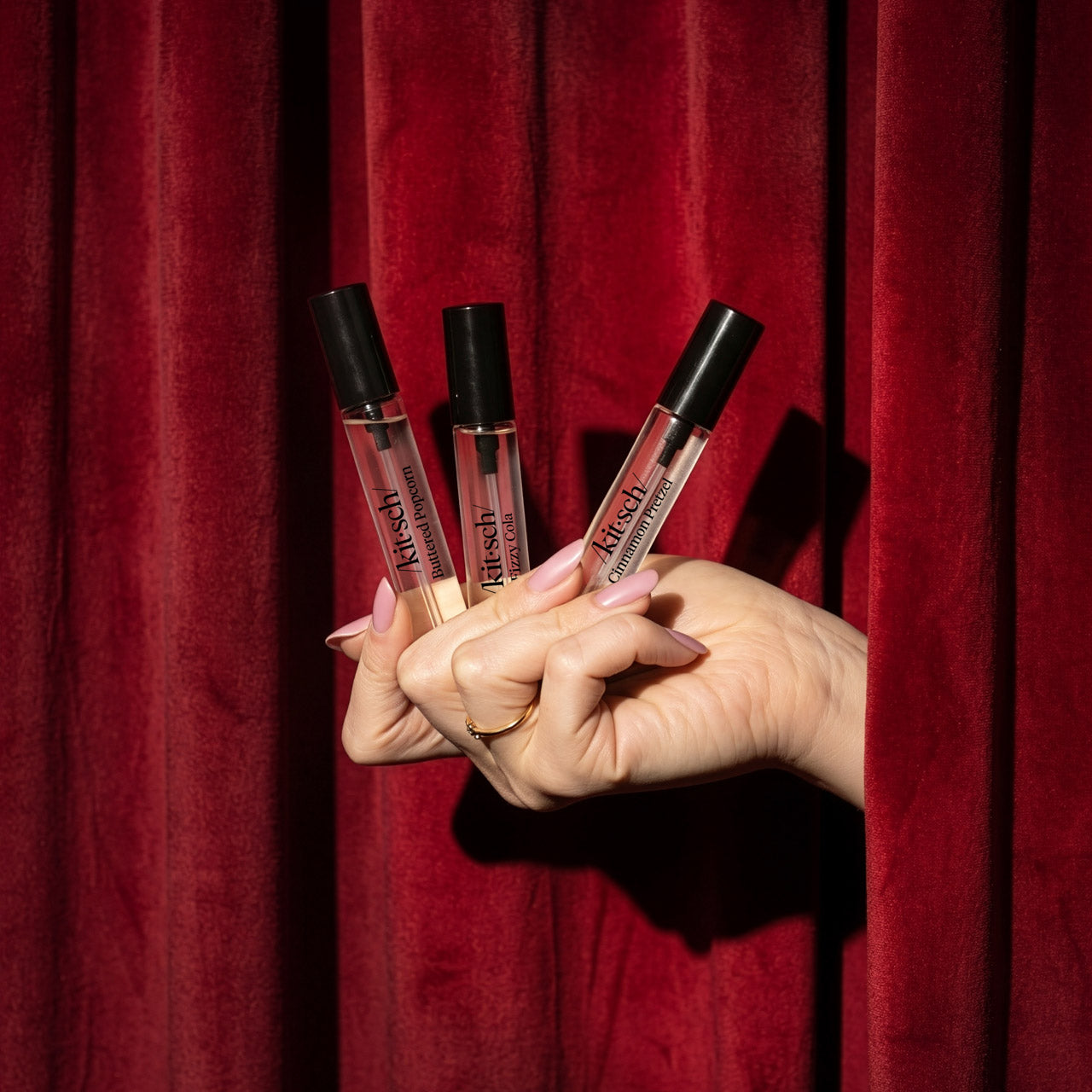 513942-CreativeProductShoot-MovieTheaterHairPerfumeTrioSet-3pc-Fragrance-4-1280x1280px