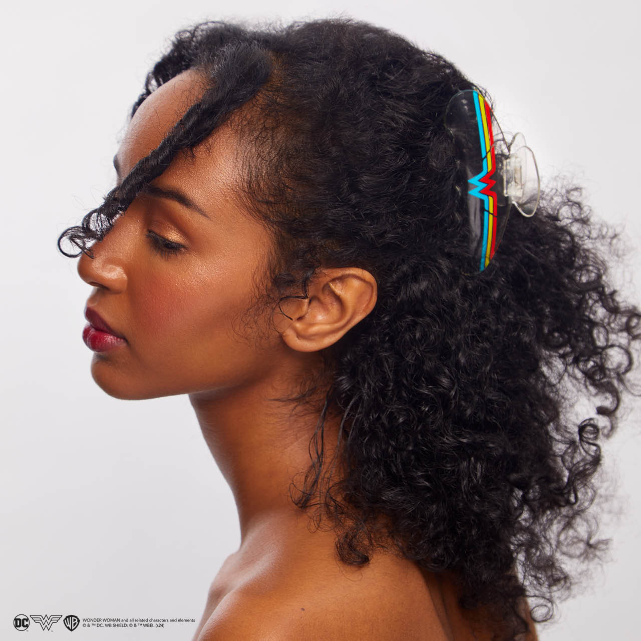 63986-WonderWomanxKitsch-Model-InvisiblePlaneClawClip-Clear-2-1280x1280px